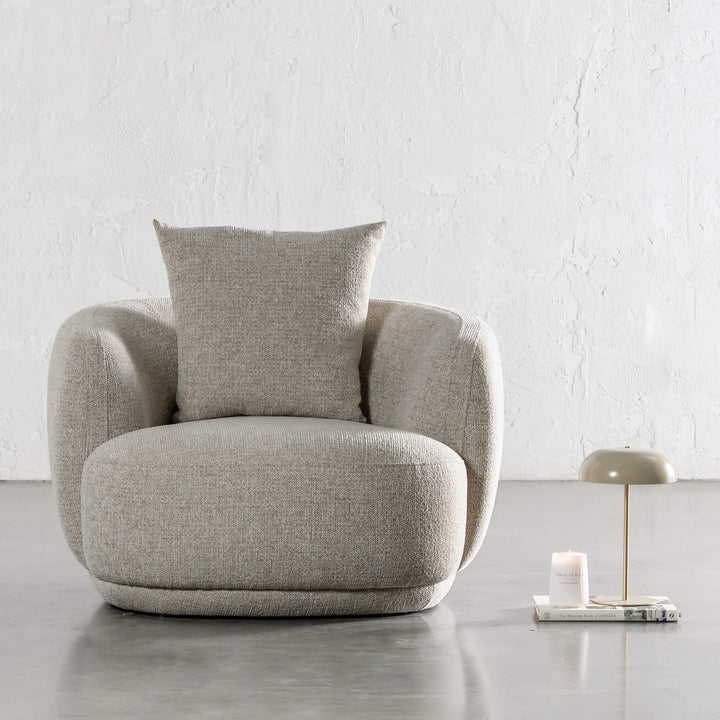 FARO ROUNDED ARMCHAIR  |  PEBBLE BAY MIST