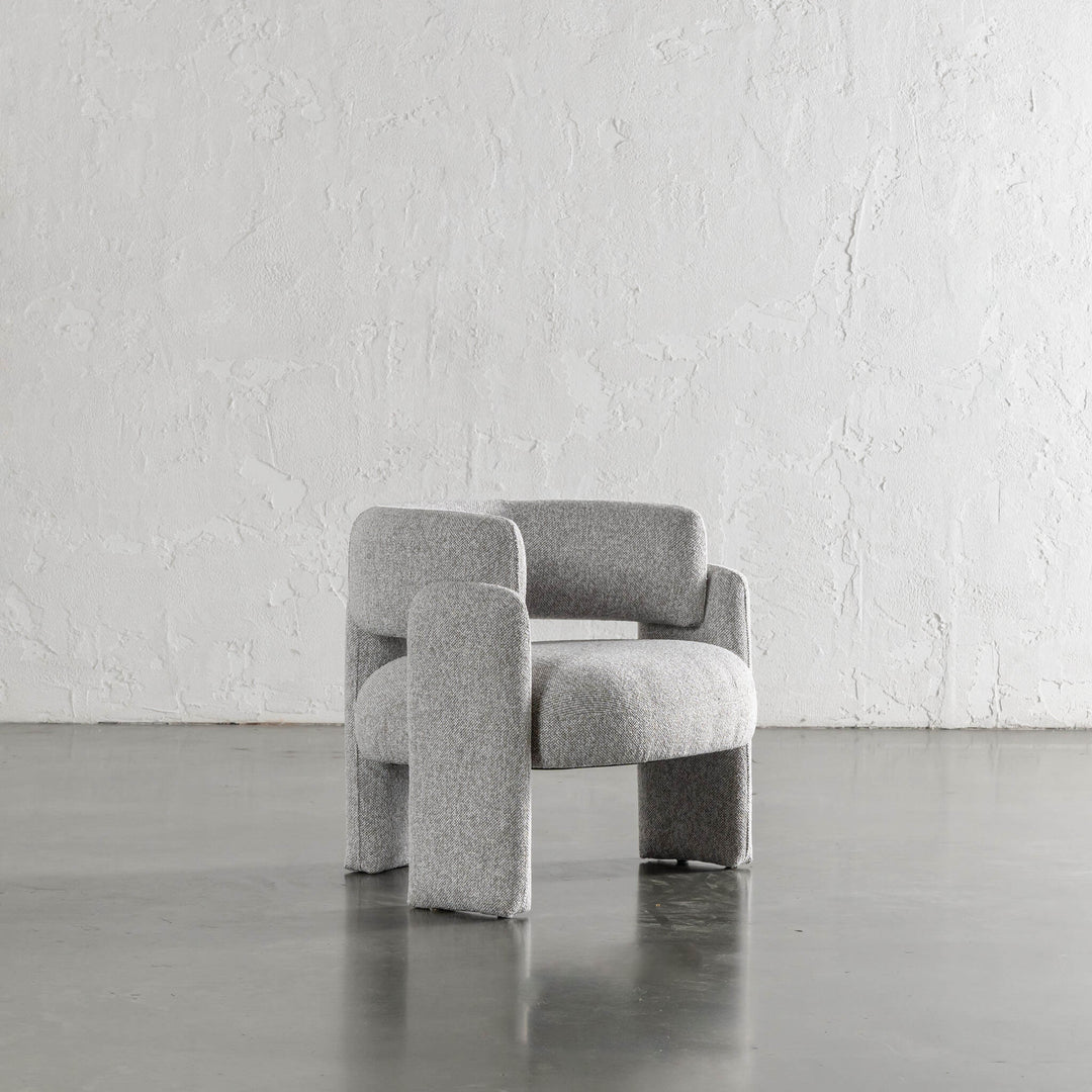 FARO ARMCHAIR  |  GRANITE HAZE