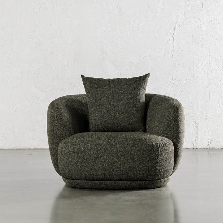 FARO ROUNDED ARMCHAIR  |  BANKSIA LEAF GREEN