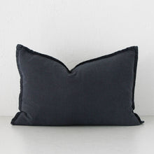 FRENCH LINEN CUSHION | 40X60 | NAVY HALE