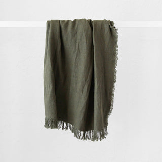 LBD EXCLUSIVE | FRENCH LINEN THROW | 180X140CM | TUSCAN OLIVE