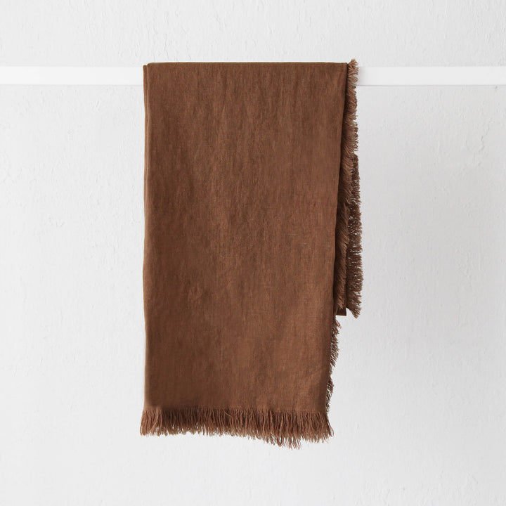 FRENCH LINEN THROW  |  180X140CM  |  CINNAMON LATTE