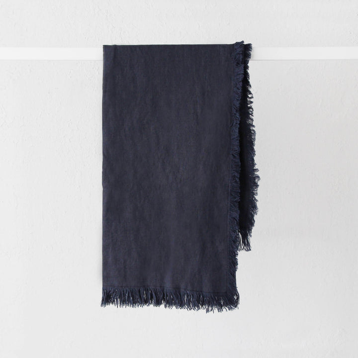 FRENCH LINEN THROW  |  180X140CM  |  NAVY HALE