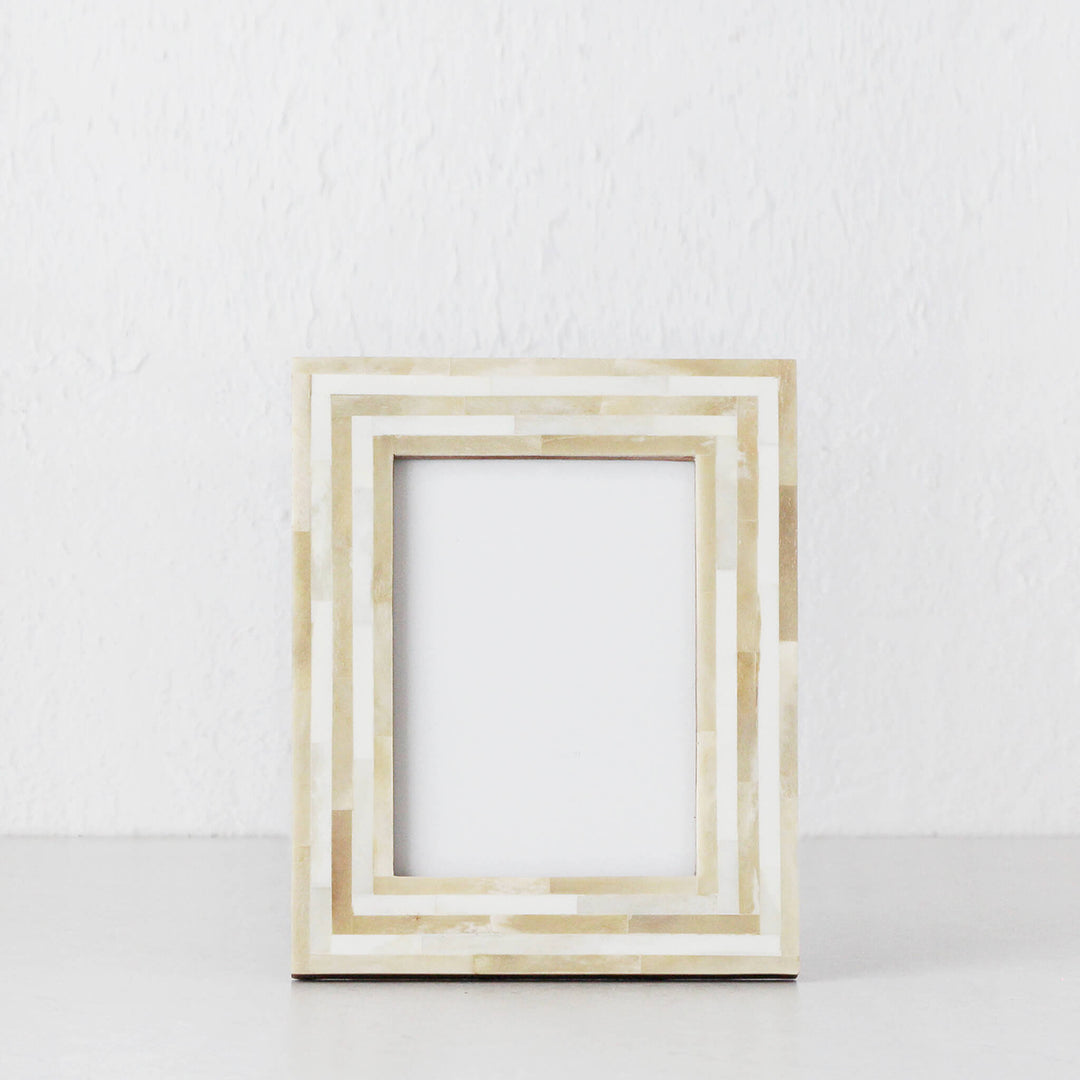 FORRADA BONE PHOTO FRAME  |  5x7  |  NATURAL