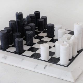 GAMBIT MARBLE CHESS SET  |  WHITE + BLACK MARBLE