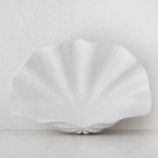 GIANT CLAM SHELL  |  DECORATIVE BOWL  |  WHITE RESIN  |  EXTRA LARGE