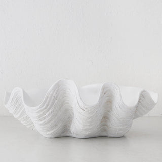 GIANT CLAM SHELL  |  DECORATIVE BOWL  |  WHITE RESIN  |  EXTRA LARGE