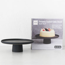 CERAMIC RIBBED BUNDLE X2 | FOOTED STAND + ROUND PLATTER | MATTE BLACK