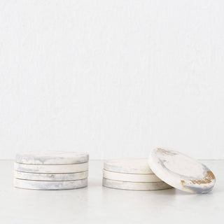 HADLEY OVAL RESIN COASTER  |  SET OF 8  |  MARBLED STEEL + SAND