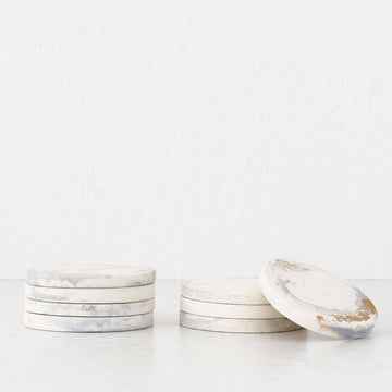 HADLEY OVAL RESIN COASTER  |  SET OF 8  |  MARBLED STEEL + SAND