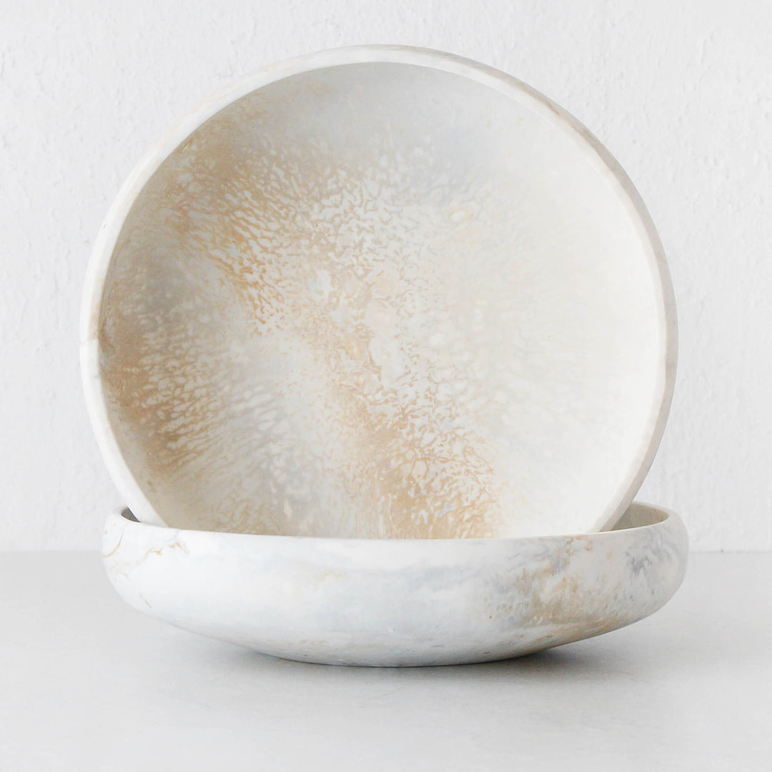 HADLEY RESIN SHALLOW BOWL BUNDLE X2  |  MEDIUM 37CM |  MARBLED STEEL + SAND