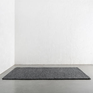 HAND TUFTED RUGS  |  SPENCER BLACK