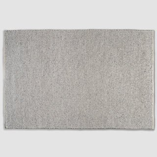 HAND TUFTED RUGS  |  HAMPTONS SILVER