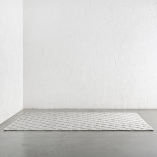 HAND TUFTED RUNNERS + RUGS  |  FRANCE SILVER