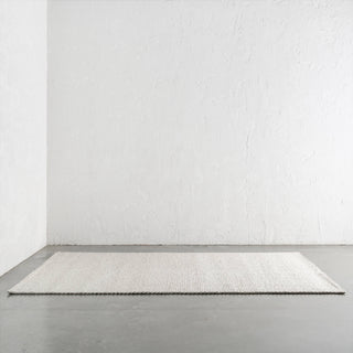 HAND TUFTED RUNNERS  |  HAMPTONS IVORY