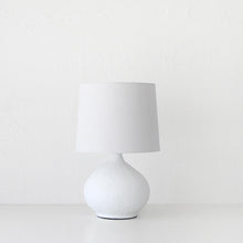 HESSIAN CIRCULAR TABLE LAMP | 52CM | WHITE