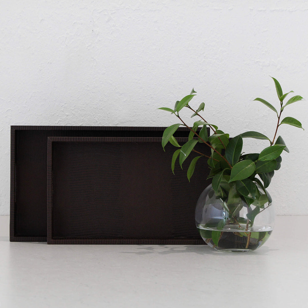 HUNTER SNAKE RECTANGLE TRAY  |  SET OF 2  |  COGNAC BROWN