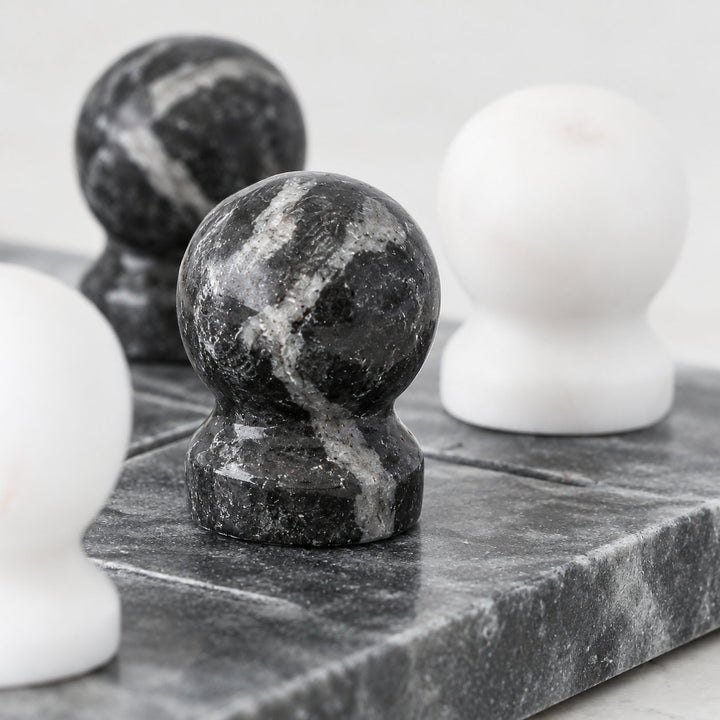 JUEGO MARBLE TIC TAC TOE GAME  |  CHARCOAL + WHITE MARBLE