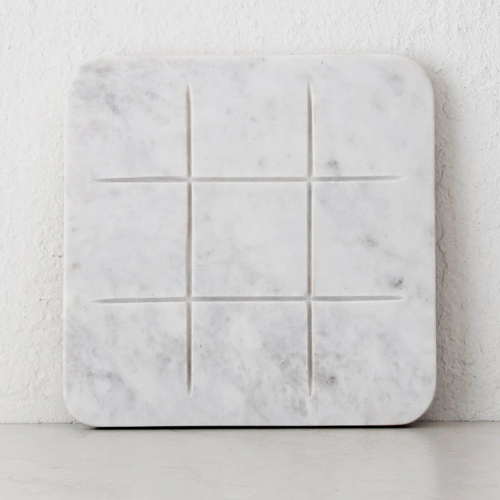 JUEGO MARBLE TIC TAC TOE GAME  |  BEIGE + WHITE MARBLE