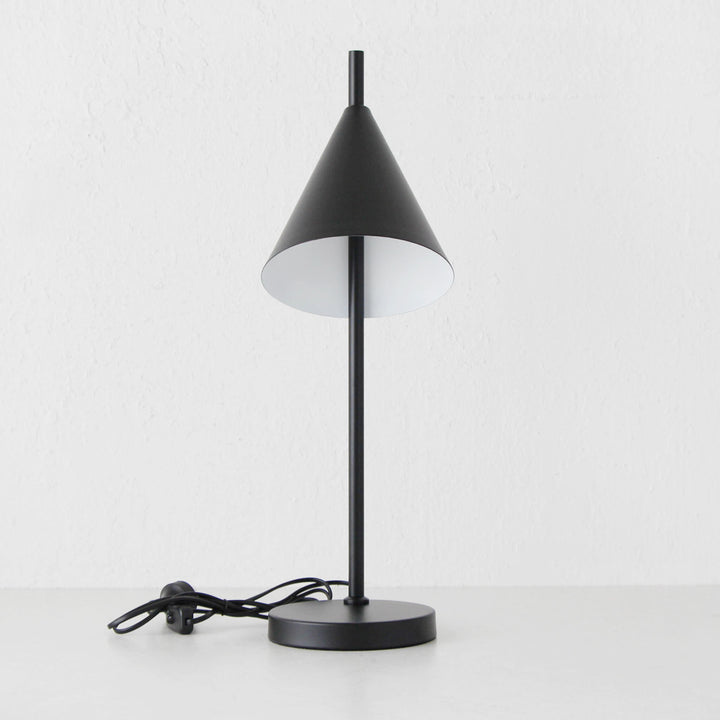 KENNEDY TABLE LAMP  |  BLACK