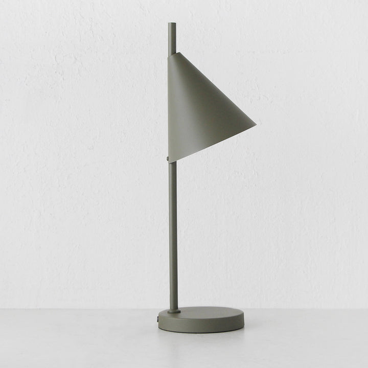 KENNEDY TABLE LAMP  |  GREEN