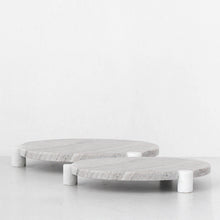 KITSON ROUND FOOTED BOARD BUNDLE X2 | WHITE + BEIGE MARBLE