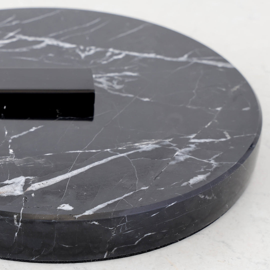 LACRES CURVED MATTE BLACK TABLE LAMP  | NOIR MARBLE  |  BLACK LINEN SHADE