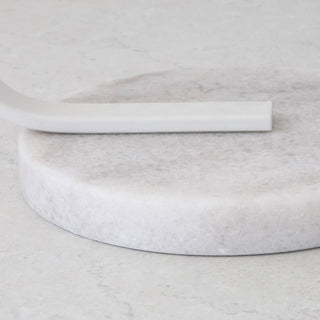 LACRES CURVED MATTE WHITE TABLE LAMP  | WHITE MARBLE  |  WHITE LINEN SHADE