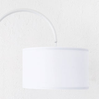 LACRES CURVED MATTE WHITE TABLE LAMP  | WHITE MARBLE  |  WHITE LINEN SHADE