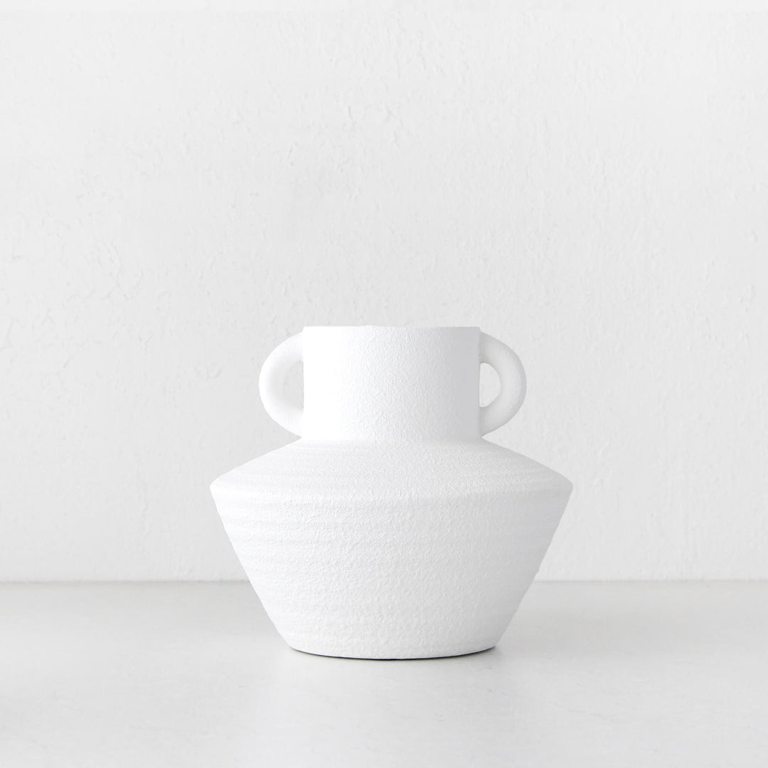 LAILA POT  |  WHITE TERRACOTTA  | LARGE