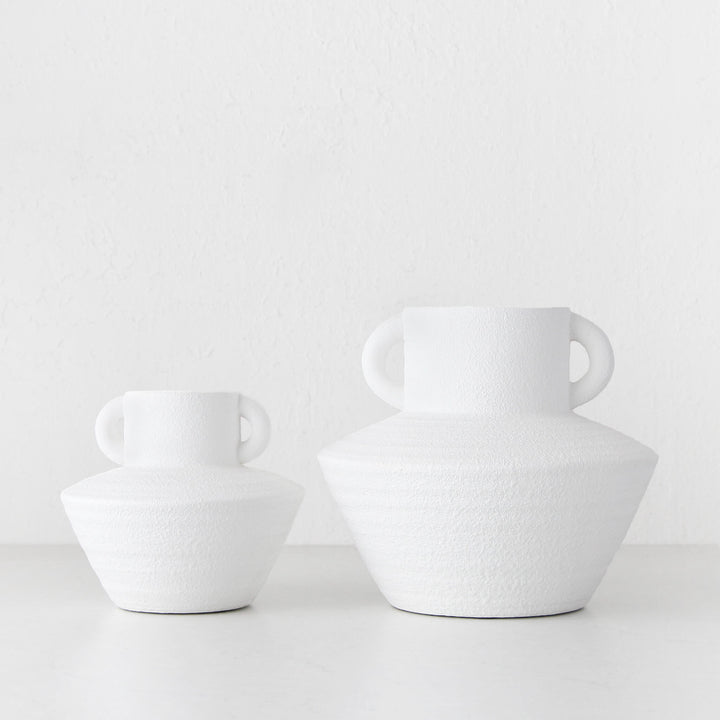 LAILA POT  |  WHITE TERRACOTTA  |  SMALL + LARGE