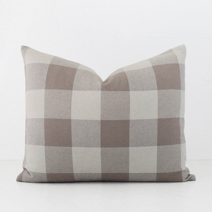 LA ROUVIERE CHECK CUSHION | NATURAL + TAUPE WIDE CHECK  |  50X60 V3