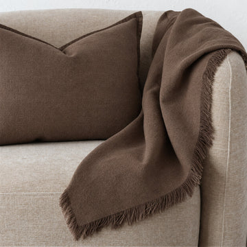 LBD EXCLUSIVE  |  FRENCH LINEN THROW  |  180X140CM  |  OAKWOOD BROWN