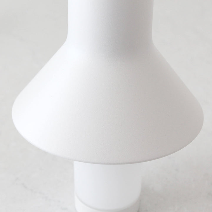 La Condette Rechargeable Indoor/Outdoor Led Lantern  |  Matte White