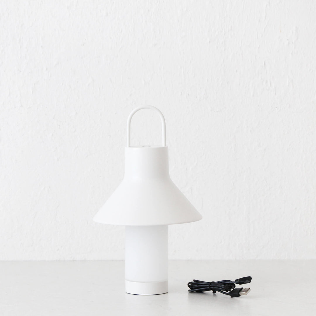 La Condette Rechargeable Indoor/Outdoor Led Lantern  |  Matte White