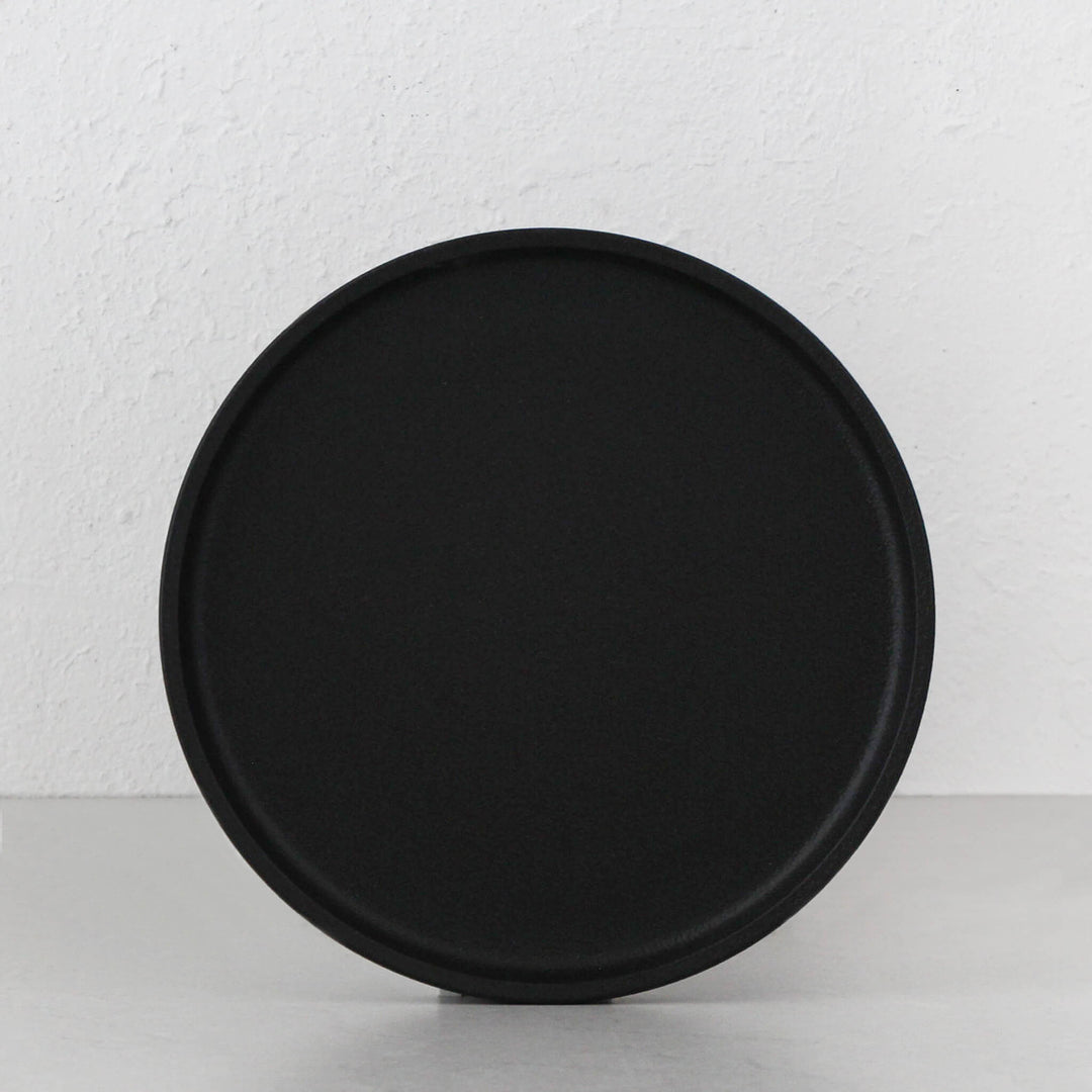 LBD EXCLUSIVE ROBERT GORDON | PLATFORM DINNER PLATE | BLACK