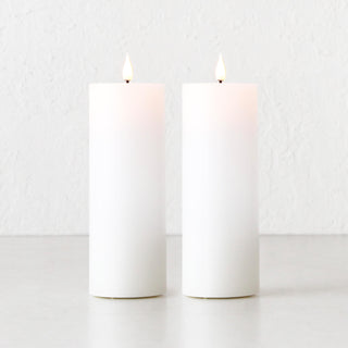 LBD EXCLUSIVE  |  LED FLAMELESS FLICKERING WAX CANDLE + REMOTE  |  WHITE  |  LARGE
