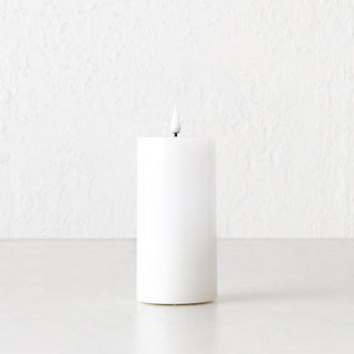 LBD EXCLUSIVE  |  LED FLAMELESS FLICKERING WAX CANDLE + REMOTE  |  WHITE  |  MEDIUM