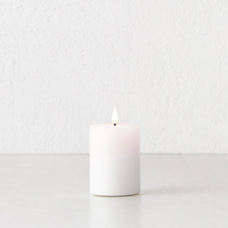 LBD EXCLUSIVE  |  LED FLAMELESS FLICKERING WAX CANDLE + REMOTE  |  WHITE  |  SMALL 