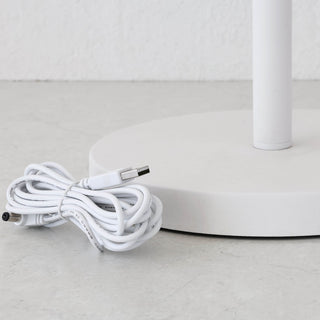 LBD EXCLUSIVE  |  DINESH OUTDOOR LED TABLE LAMP  |  WHITE + WHITE