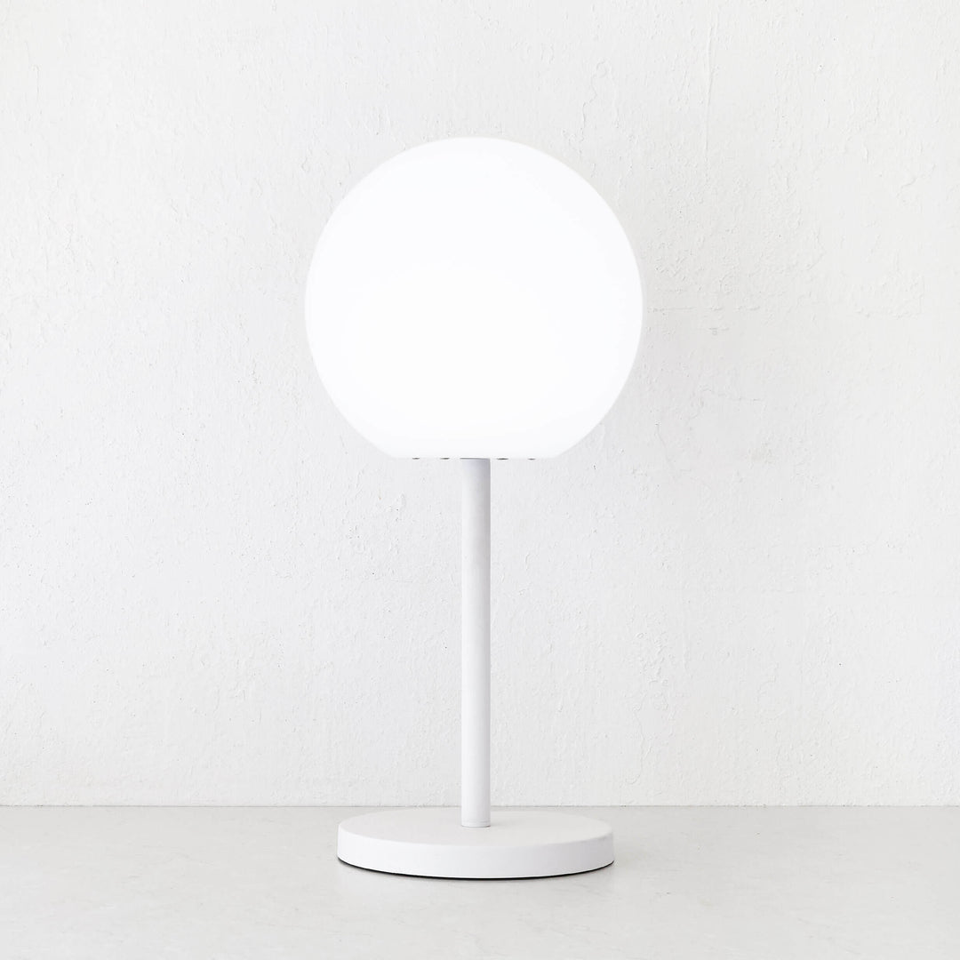 LBD EXCLUSIVE  |  DINESH OUTDOOR LED TABLE LAMP  |  WHITE + WHITE