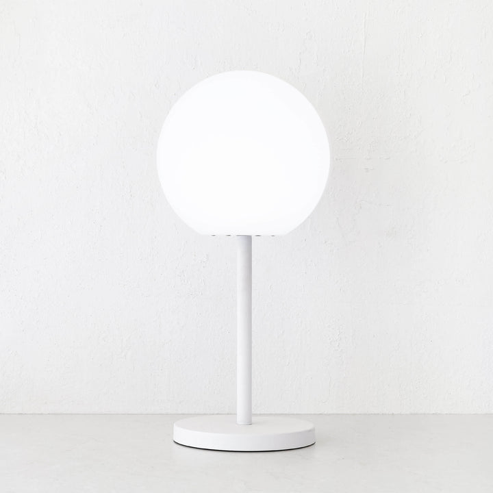 LBD EXCLUSIVE  |  DINESH OUTDOOR LED TABLE LAMP  |  WHITE + WHITE