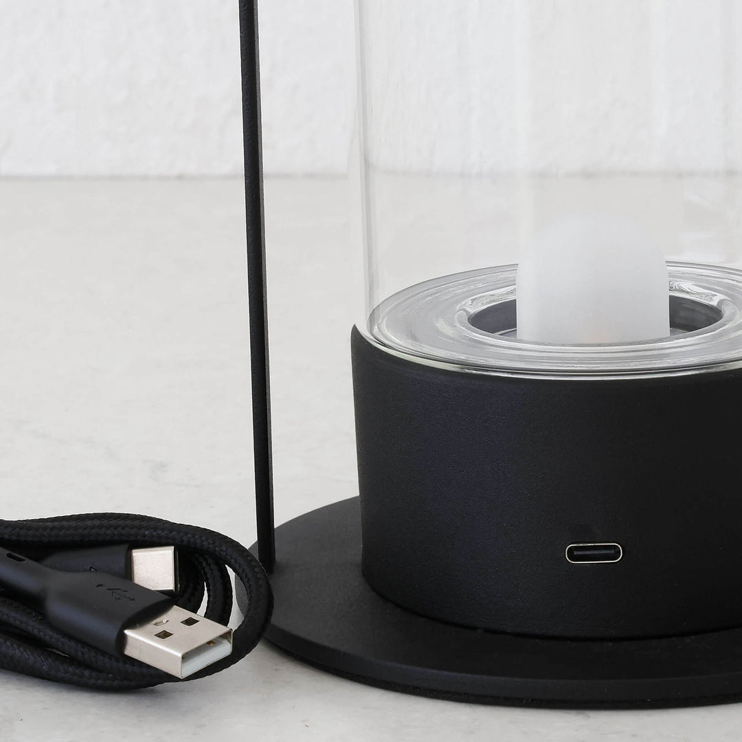 LE PORTEL CURVED LED LAMP WITH HANDLE  |  BLACK NOIR