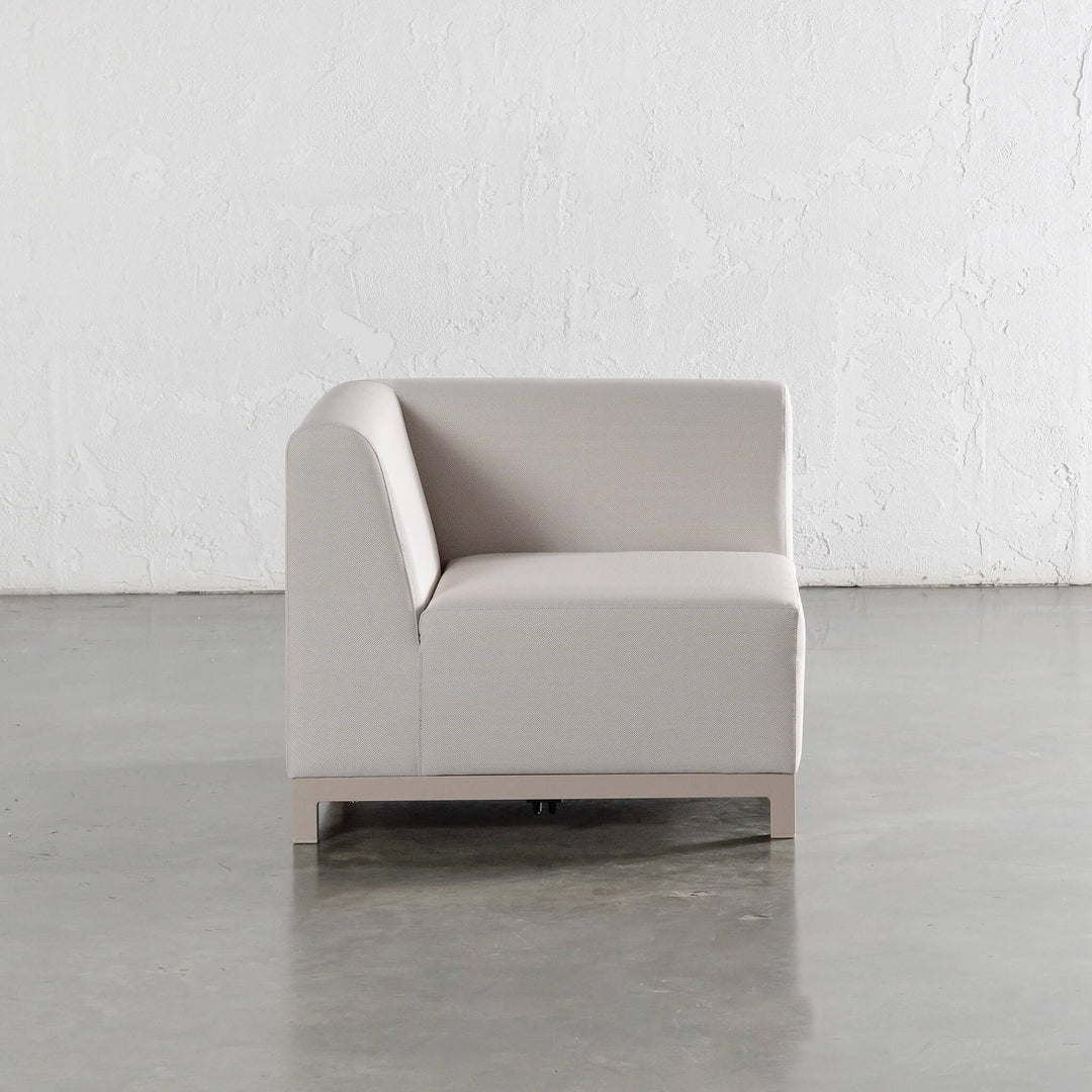 LE LUGARIA 4 PIECE BUNDLE  |  CLAY HAZE FRAME + SNOWSTORM FABRIC