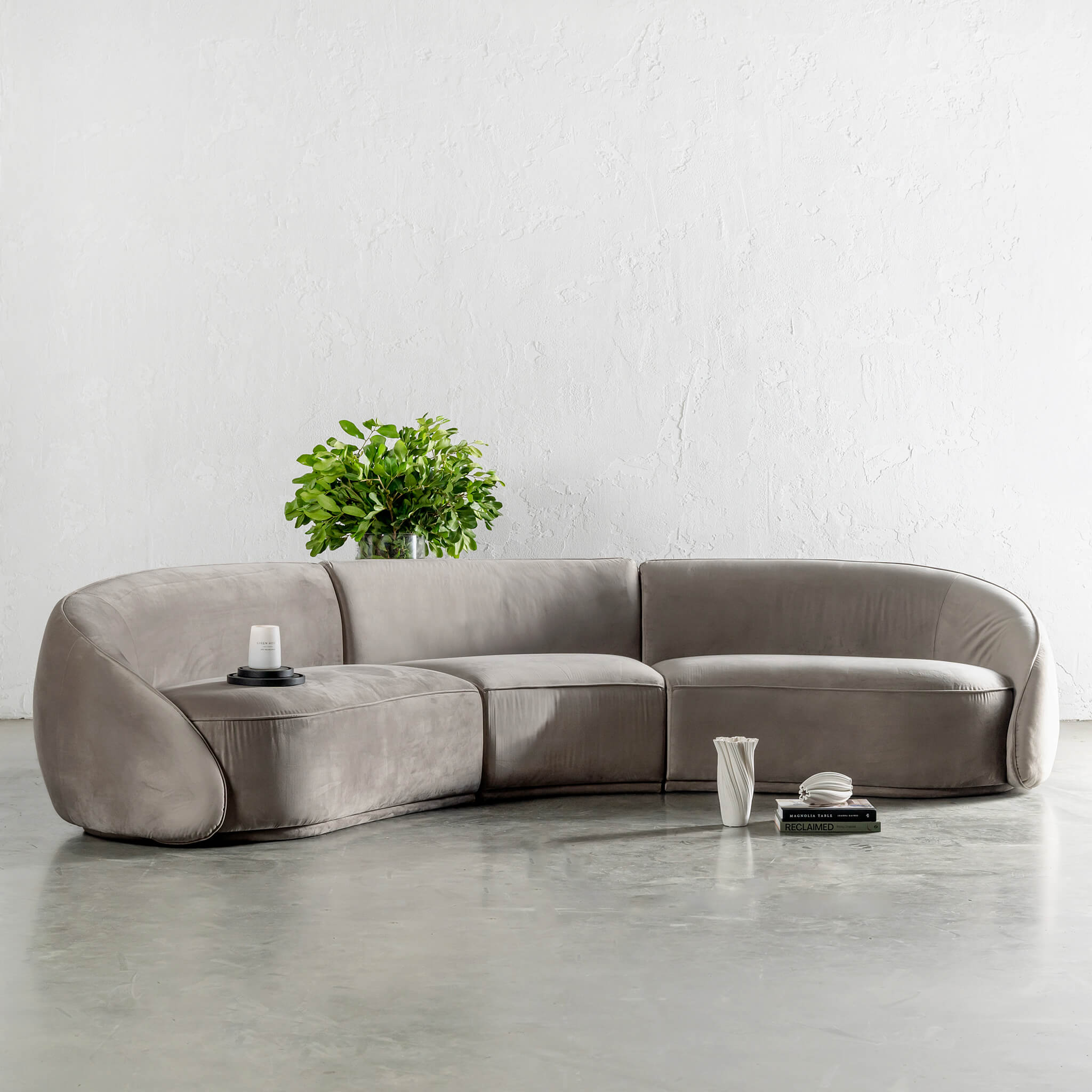 LIVING ROOM FURNITURE  |  MODERN CONTEMPORARY PIECES FOR YOUR HOME