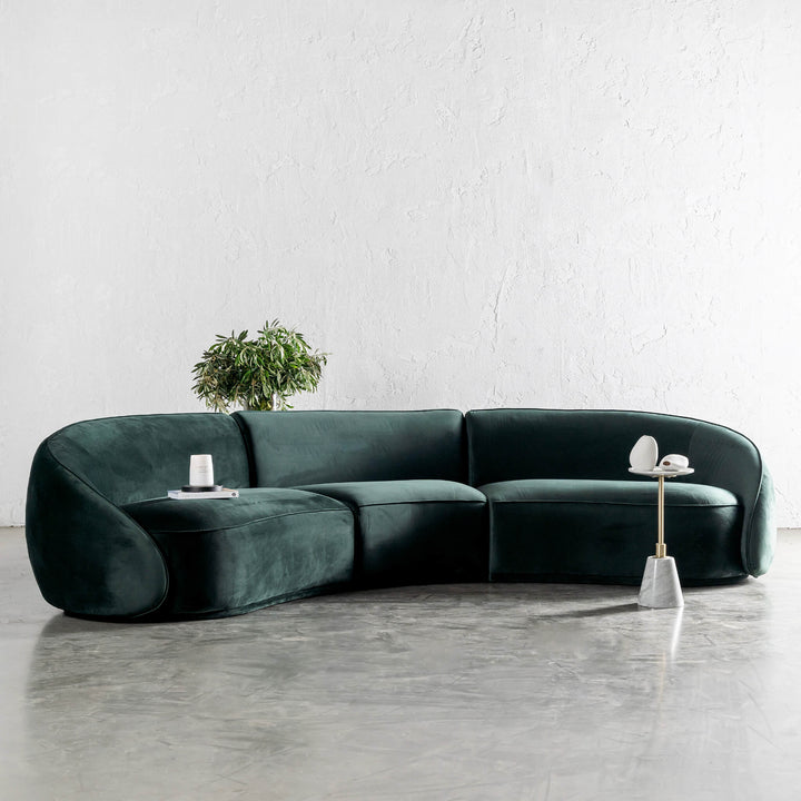 CARSON LINCOLN CURVED 3S SOFA  |  HIGHLAND GREEN VELVET