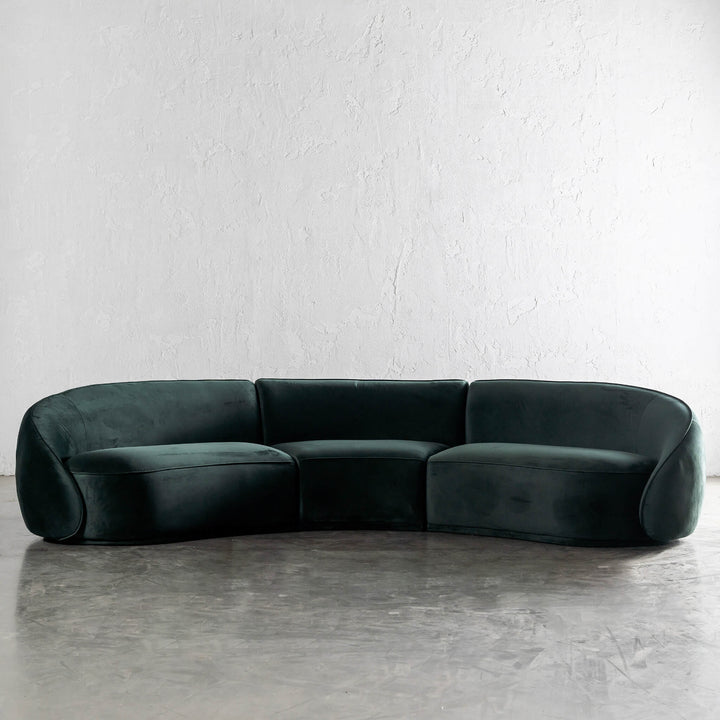 CARSON LINCOLN CURVED 3S SOFA UNSTYLED  |  HIGHLAND GREEN VELVET