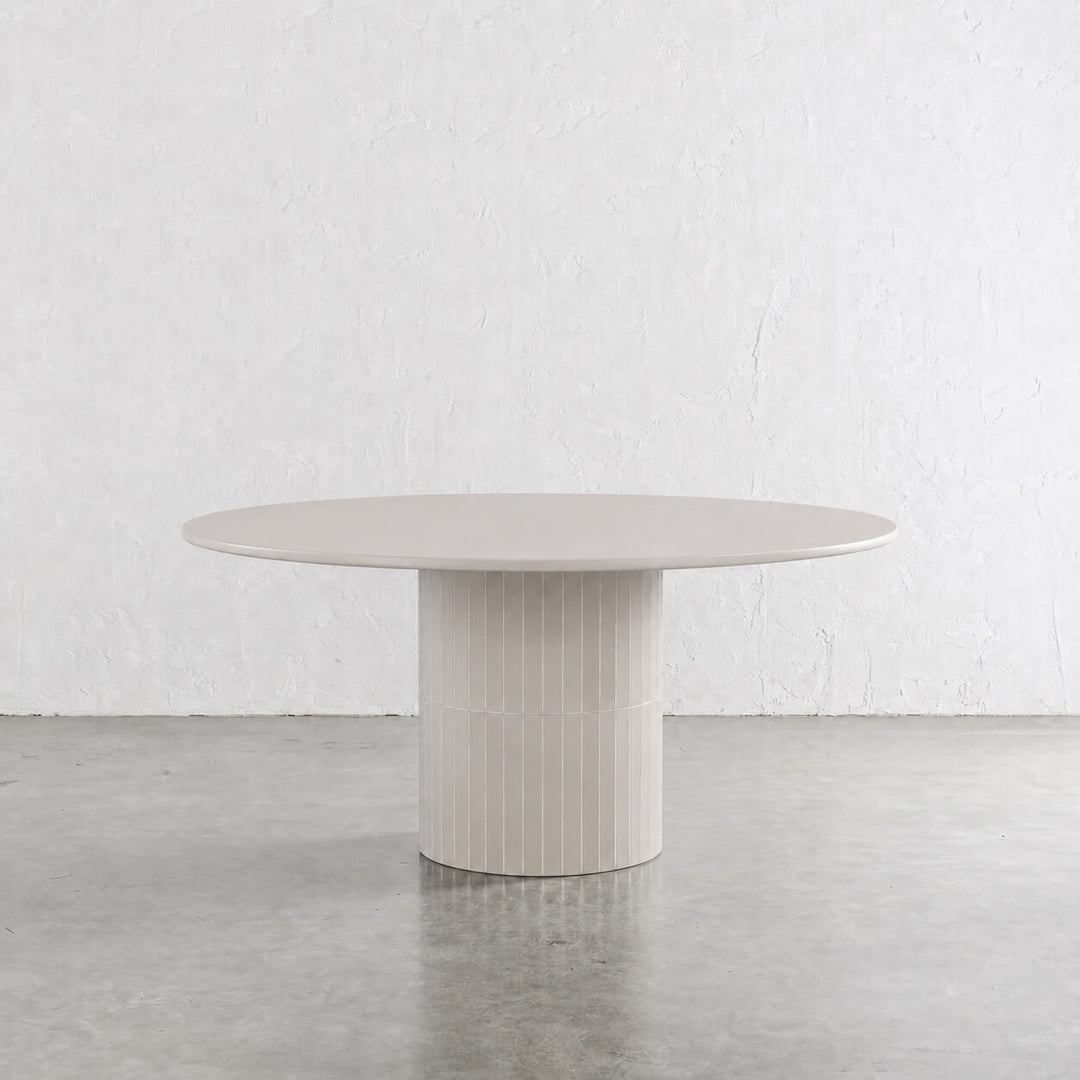 LOMBARD OUTDOOR ROUND DINING TABLE  |  BEECHWOOD BEIGE  |  130CM