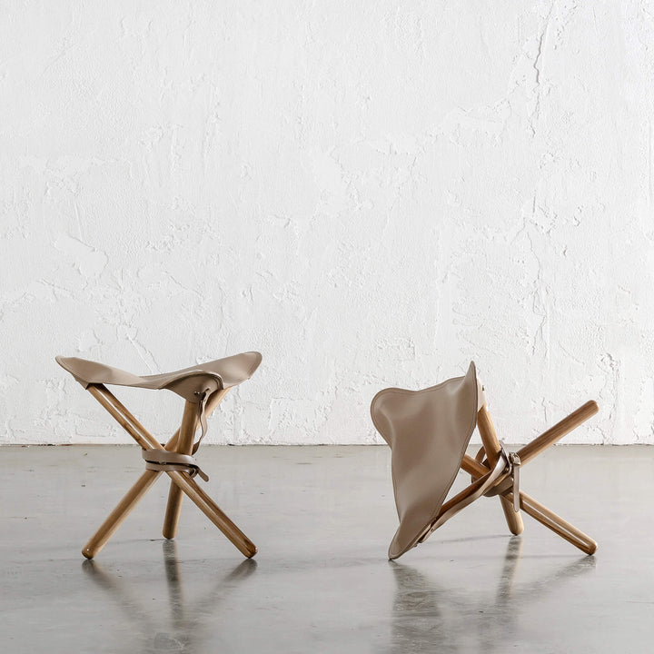 MALAND FOLDUP STOOL  |  LIGHT TAUPE LEATHER