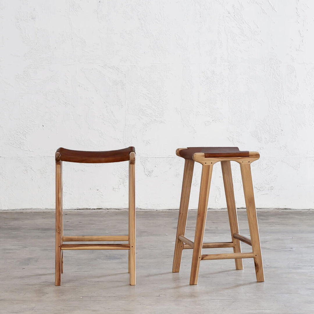 MALAND LEATHER BAR STOOL  |  TAN LEATHER SOLID HIDE
